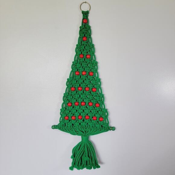 Macrame Christmas Tree Boho VTG Wall Hanging Green Red Holidays Winter Festive - Picture 1 of 7